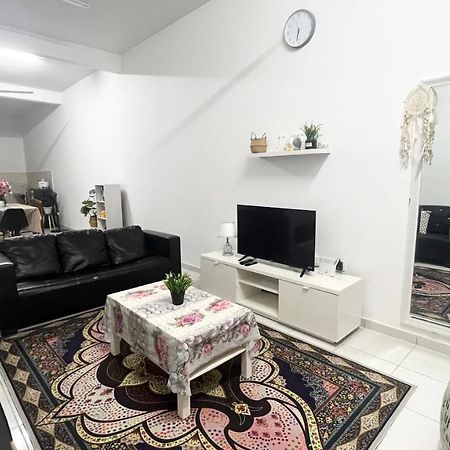Homestay Near Plaza Tol Bandar Ainsdale Labu Ngoại thất bức ảnh